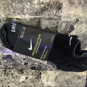 Nike unisex socks